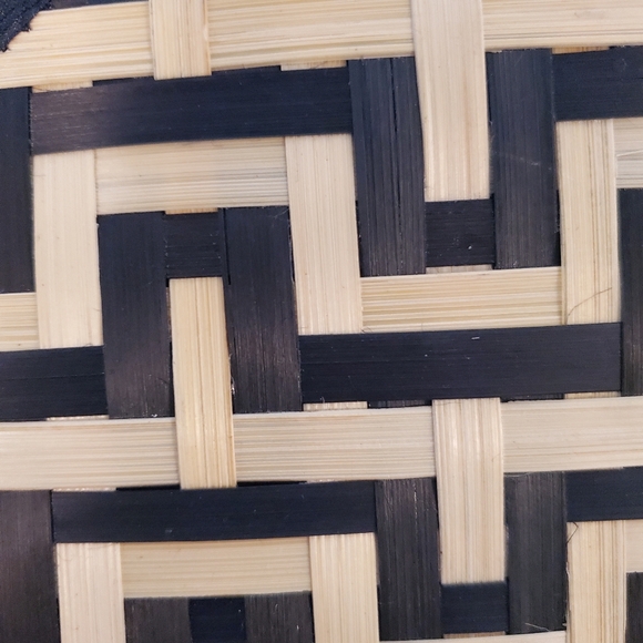 Stylish Handbag - Picture 4 of 6